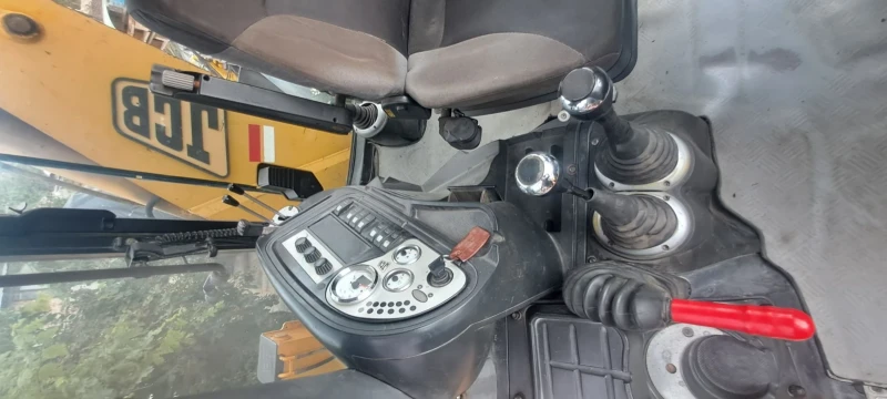 Багер JCB 4cx, снимка 7 - Индустриална техника - 52443848