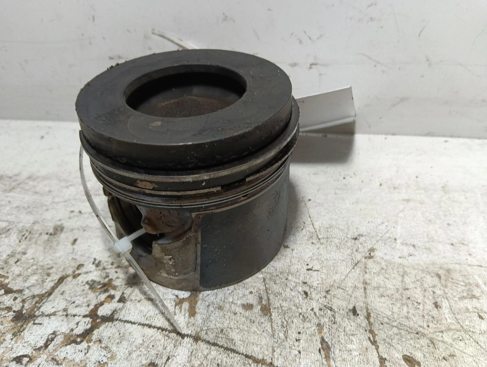 бутало БМВ 320 2.0D