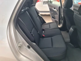 Toyota Auris 1.6 VVTI FaceLift Климатроник Парктроник Евро 5, снимка 10