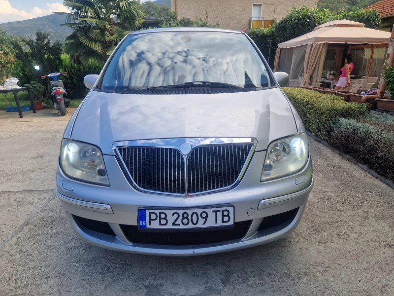 Lancia Phedra 2.2 JTD 7местна., снимка 2 - Автомобили и джипове - 47133542