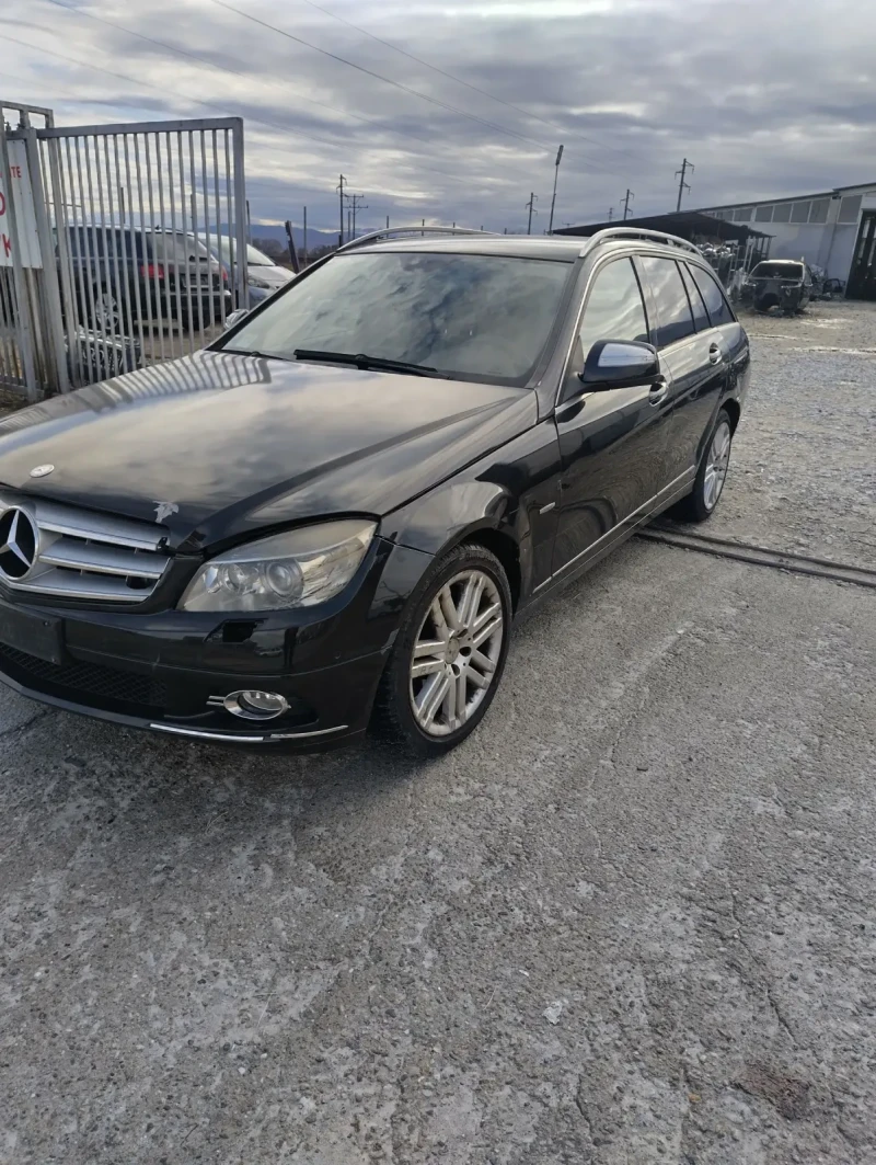 Mercedes-Benz C 320, снимка 3 - Автомобили и джипове - 48196080