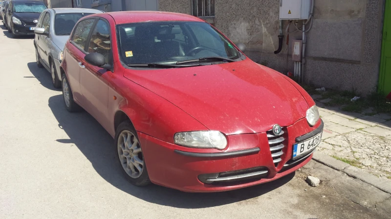 Alfa Romeo 147, снимка 1 - Автомобили и джипове - 48299470