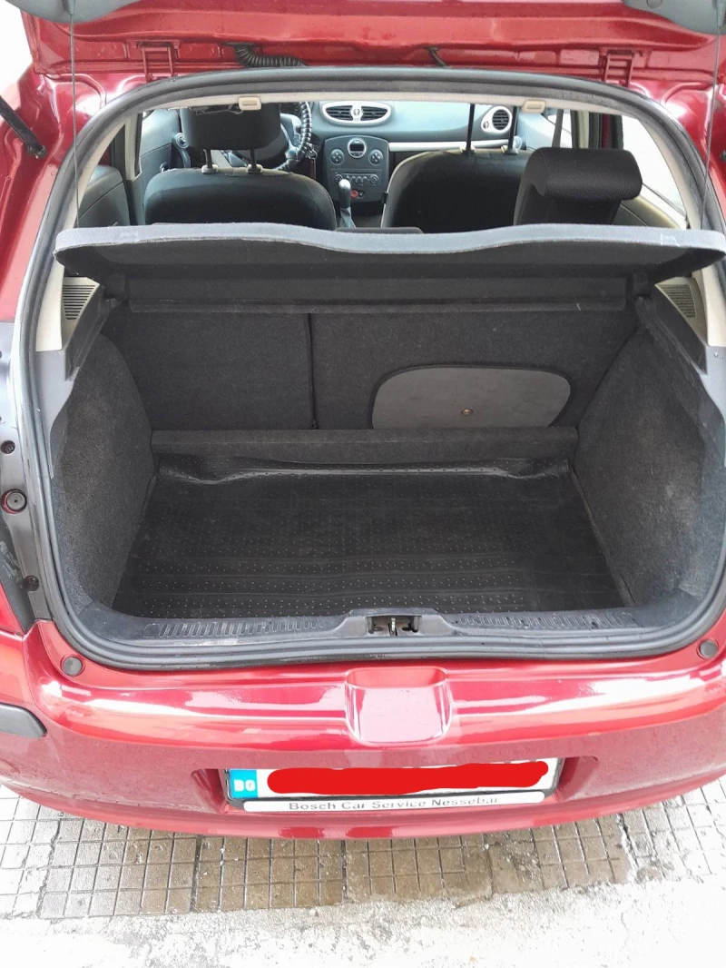 Renault Clio 1.5 dCi, снимка 5 - Автомобили и джипове - 49369121