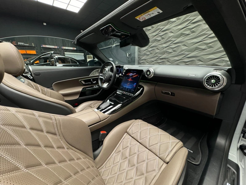 Mercedes-Benz SL 63 AMG 4Matic+ Lift* Burmester* Обдухване*  360, снимка 11 - Автомобили и джипове - 52169726