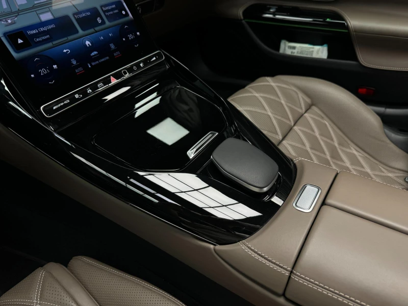 Mercedes-Benz SL 63 AMG 4Matic+ Lift* Burmester* Обдухване*  360, снимка 13 - Автомобили и джипове - 52169726