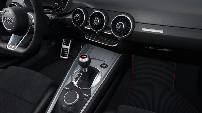 Audi Tt 45TFSI/245HP/S-LINE/QUATTRO/CAM/806v, снимка 14 - Автомобили и джипове - 52331309