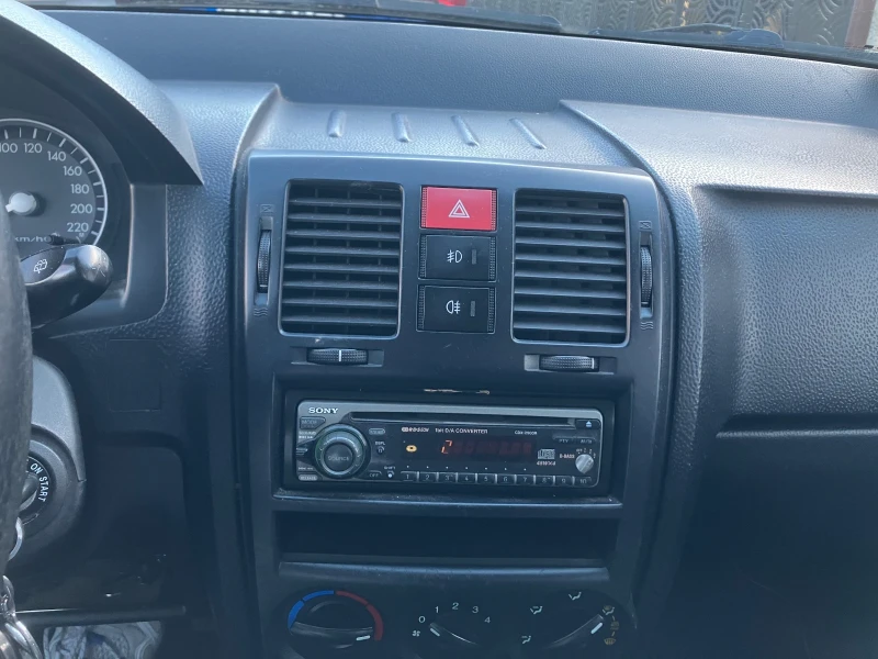 Hyundai Getz, снимка 6 - Автомобили и джипове - 52875859