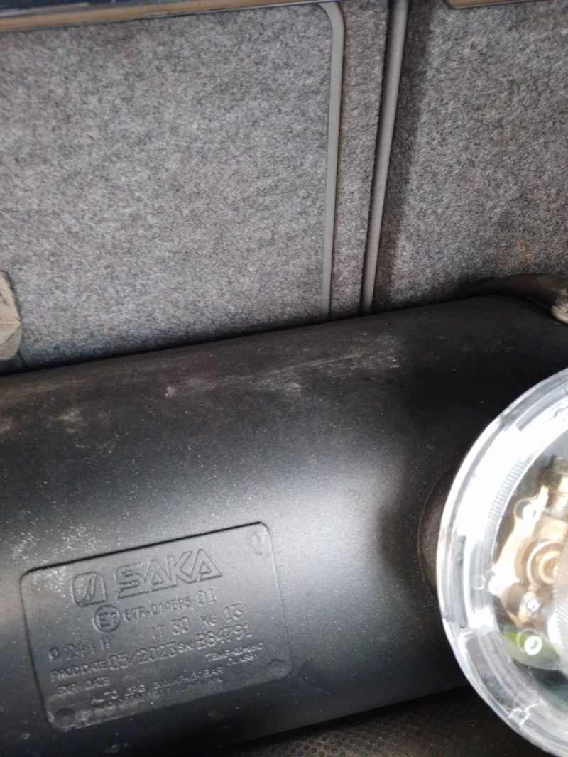 BMW 316, снимка 15 - Автомобили и джипове - 53032384