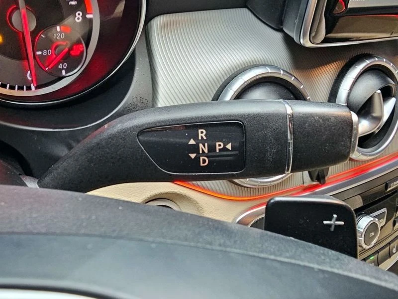 Mercedes-Benz CLA CLA250| 208к.с.| ВКЛ.ТЕХНОТЕСТ, снимка 9 - Автомобили и джипове - 55628232