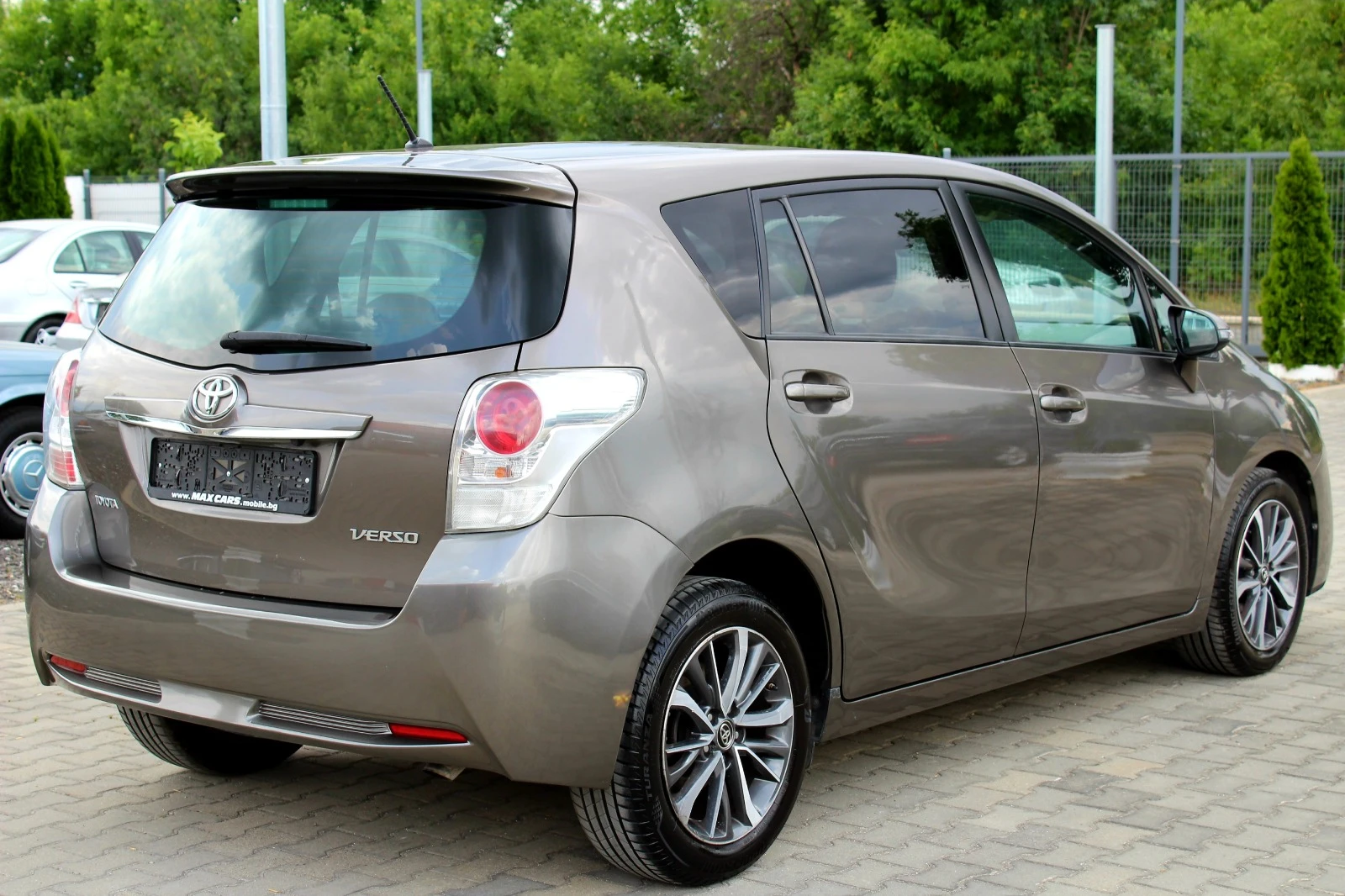 Toyota Verso 1.6 D-4D EURO 6B - изображение 7