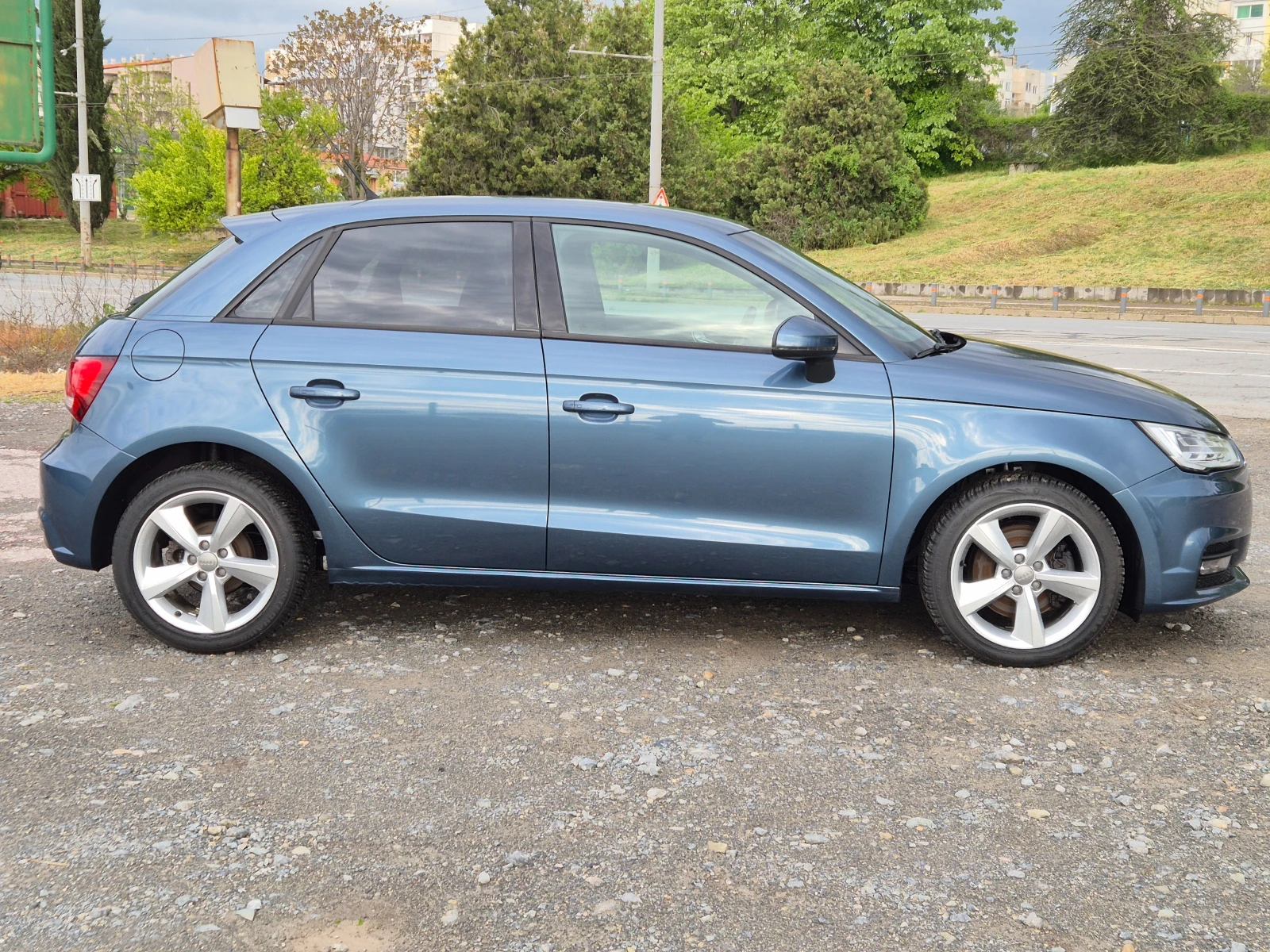 Audi A1 1.6TDI 115�� | Mobile.bg � ����������� 6