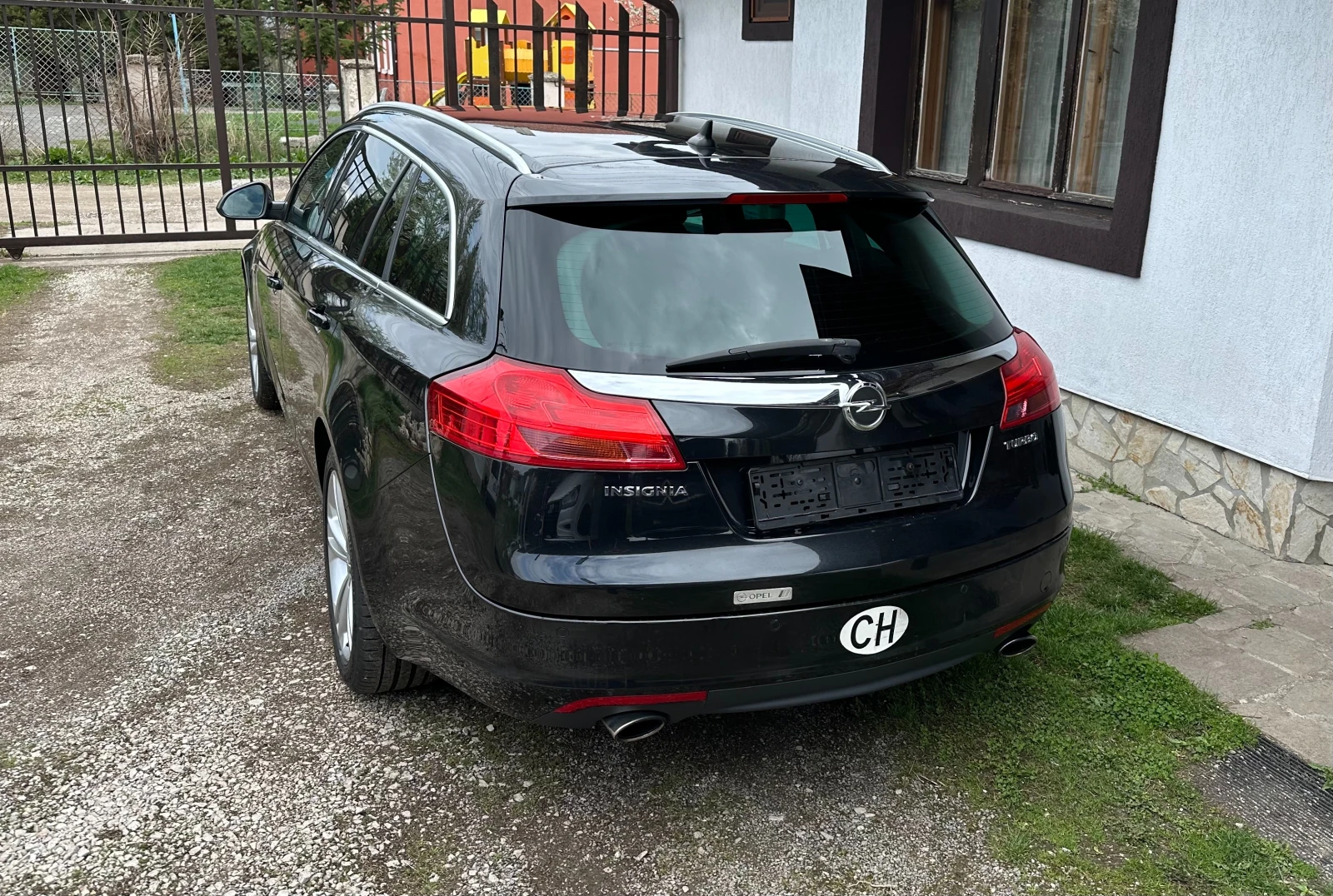 Opel Insignia 2.0i Турбо - изображение 7