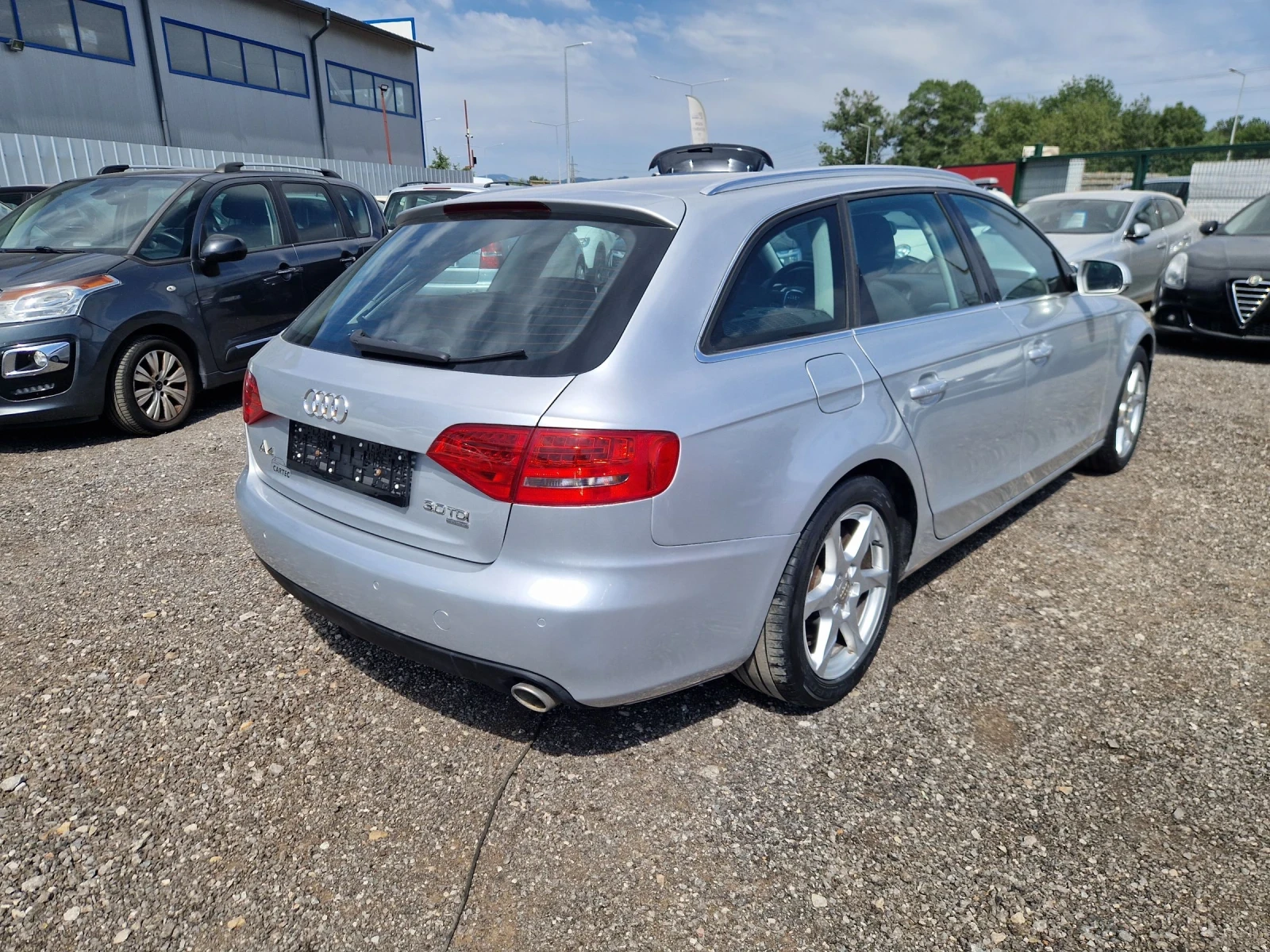 Audi A4 3.0D 239ps.4x4 ITALIA - изображение 4