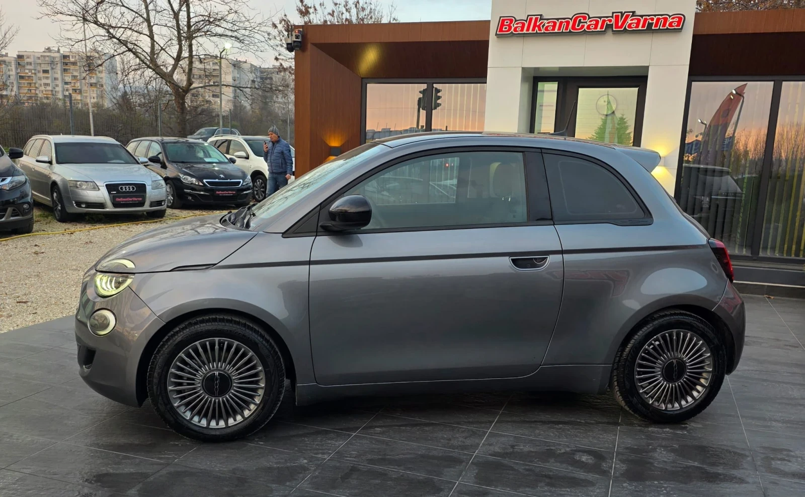 Fiat 500e 42KW ICON  LONG RANGE - изображение 2