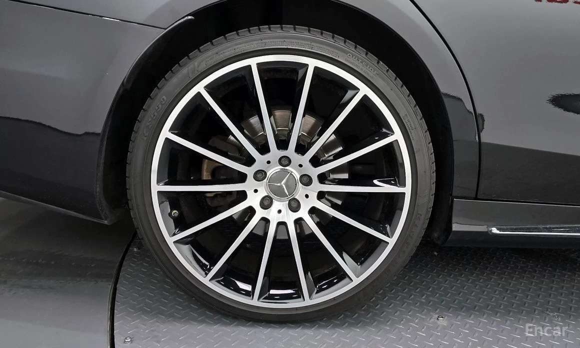 Mercedes-Benz SL 500  - изображение 5