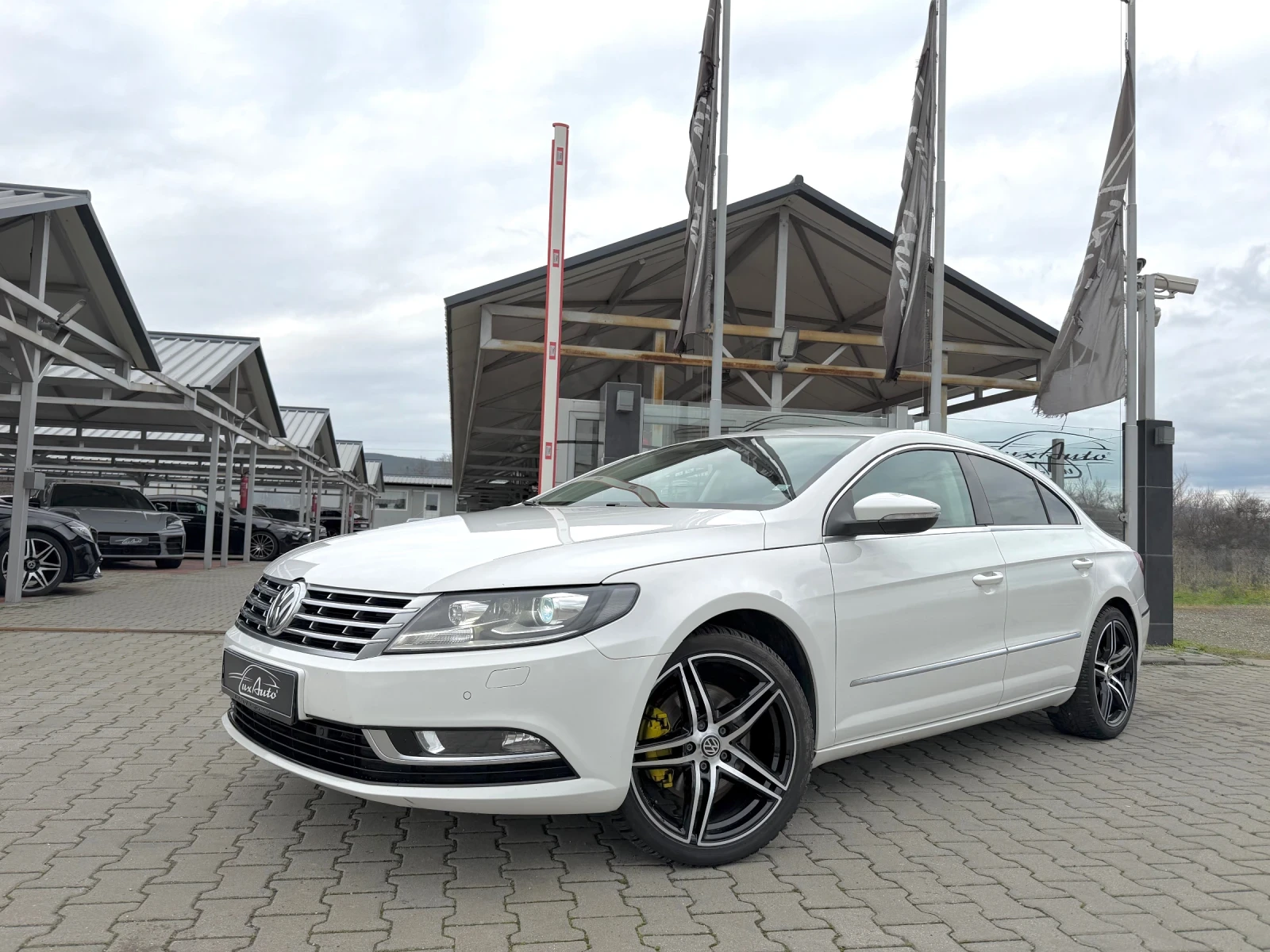 VW CC 2.0TDI#R-LINE#RECARO#NAVI#CAMERA#171000KM | Mobile.bg � ����������� 1