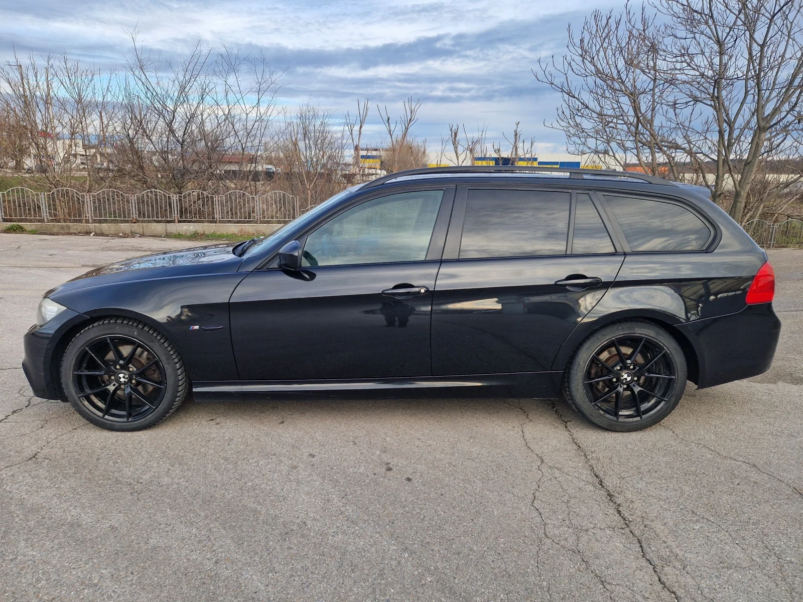 BMW 320 FACE Full M-pak Leder Navi Panorama  - изображение 8