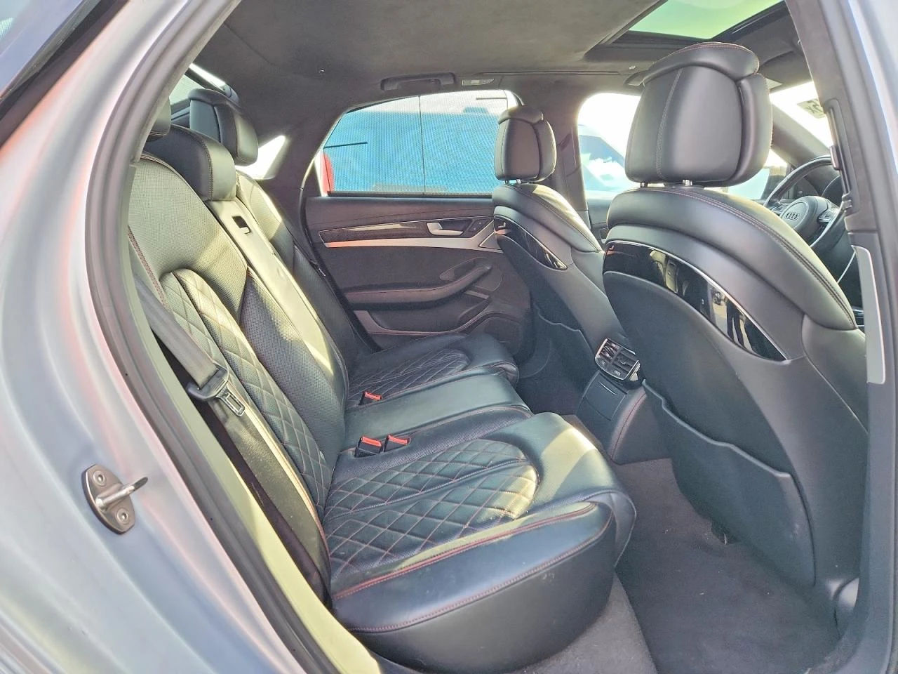 Audi S8 PLUS QUATTRO* MATRIX* 360CAMERA* LANE-ASSIST* BOSE - изображение 9