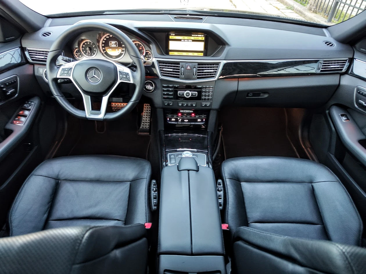 Mercedes-Benz E 350 * AMG* 4-MATIC* PANORAMA* FULL, снимка 14 - Автомобили и джипове - 53977995