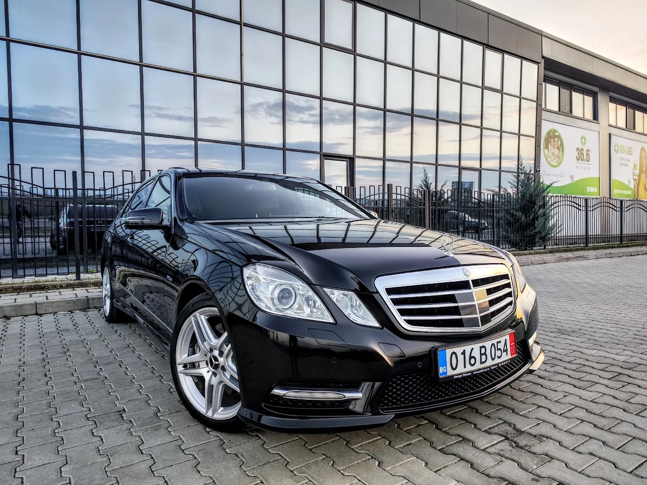 Mercedes-Benz E 350 * AMG* 4-MATIC* PANORAMA* FULL, снимка 8 - Автомобили и джипове - 53977995