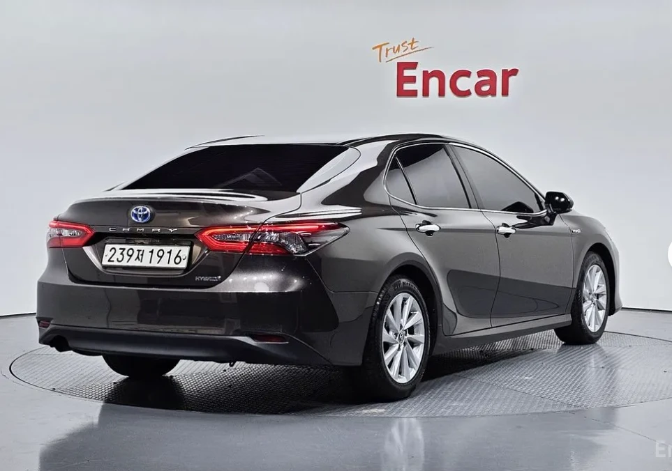 Toyota Camry Hybrid* Подгрев* , снимка 2 - Автомобили и джипове - 54060755