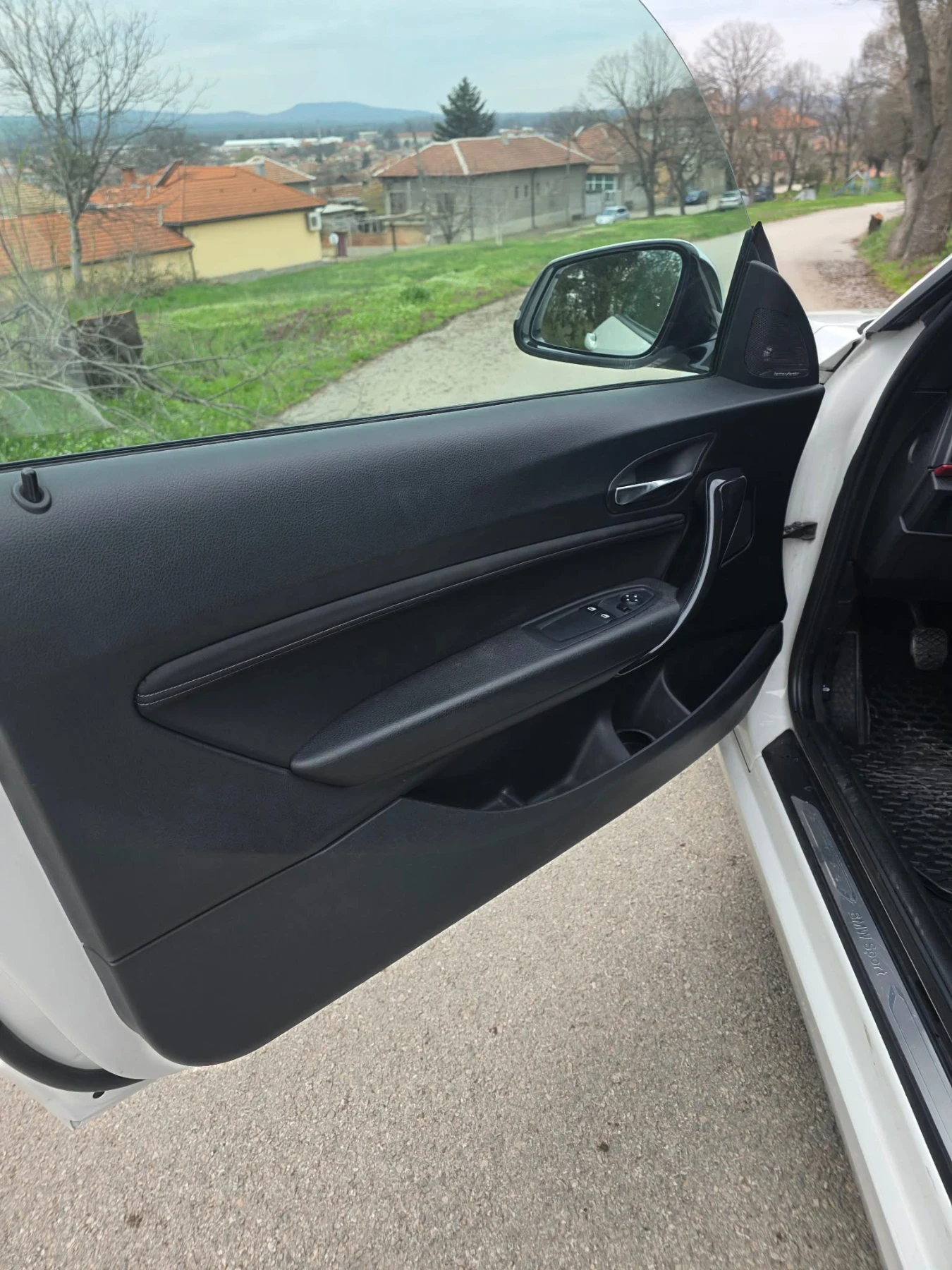 BMW 114 Bi xenon, eco pro , снимка 10 - Автомобили и джипове - 54068399