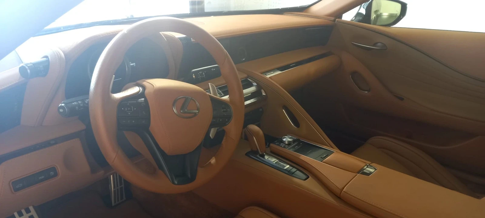 Lexus LC 500, снимка 11 - Автомобили и джипове - 54070658
