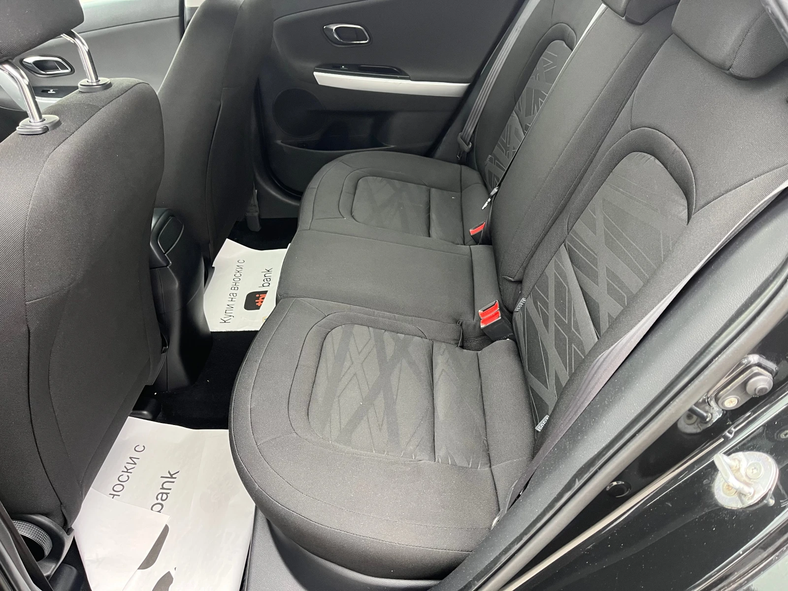 Kia Ceed 1.6 Diesel 110k.c, снимка 9 - Автомобили и джипове - 54144567