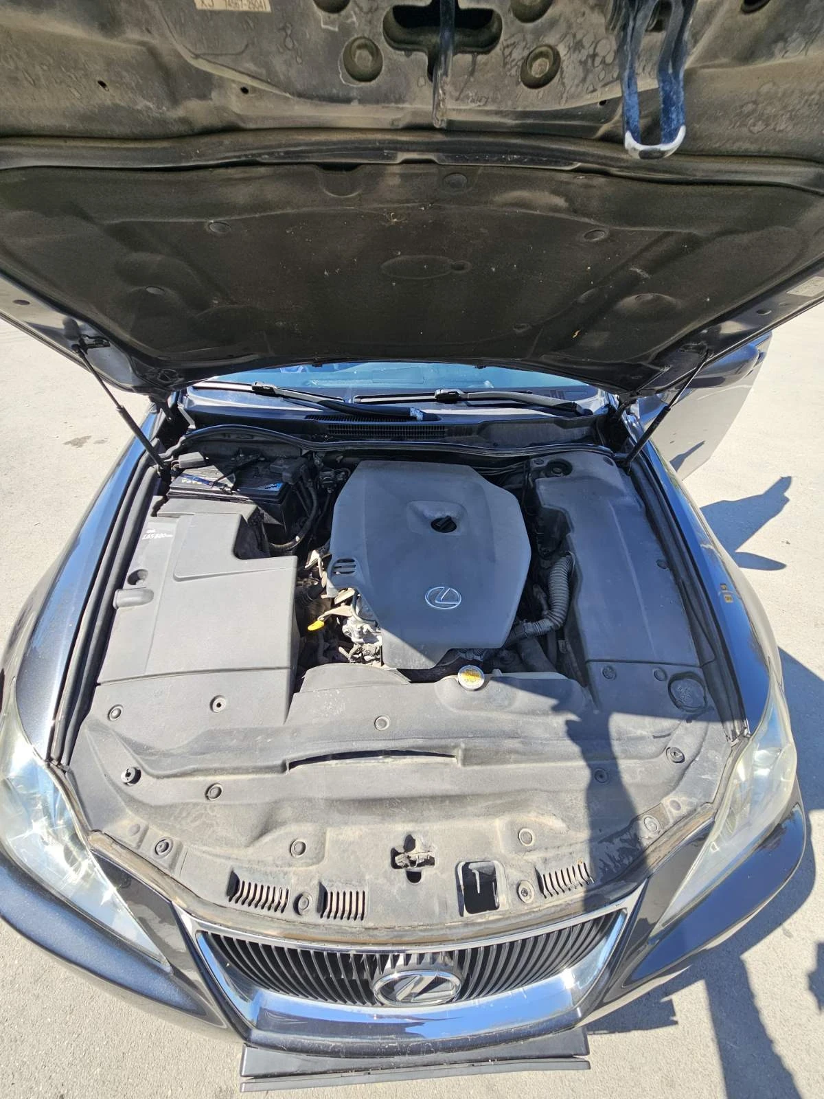 Lexus IS 220d, снимка 7 - Автомобили и джипове - 54290369