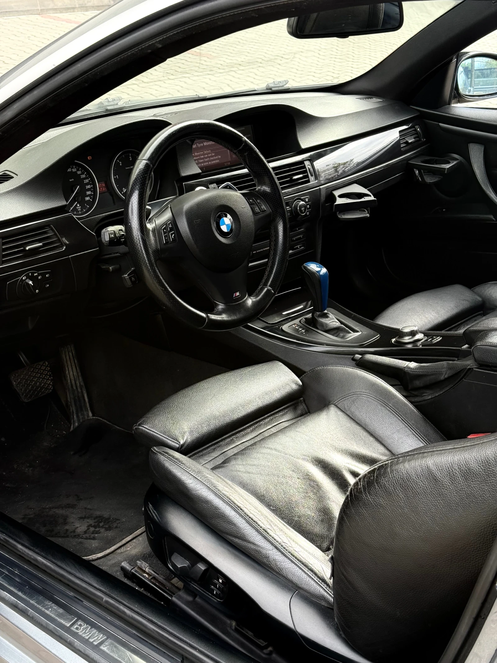 BMW 335 d/Keyless/Recaro/Лизинг, снимка 7 - Автомобили и джипове - 54382144