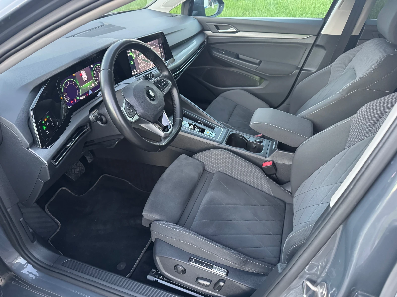 VW Golf 1st Edition 2.0TDi * 88000км.* , снимка 9 - Автомобили и джипове - 54703519