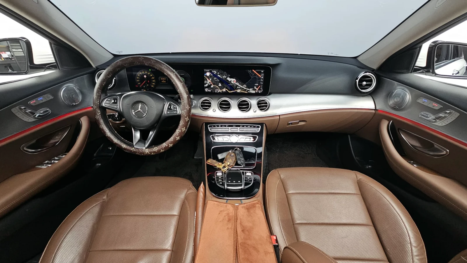 Mercedes-Benz E 300 ����������* �MG OPTIC* BURMASTER* HEAD-UP* 360*  | Mobile.bg � ����������� 5