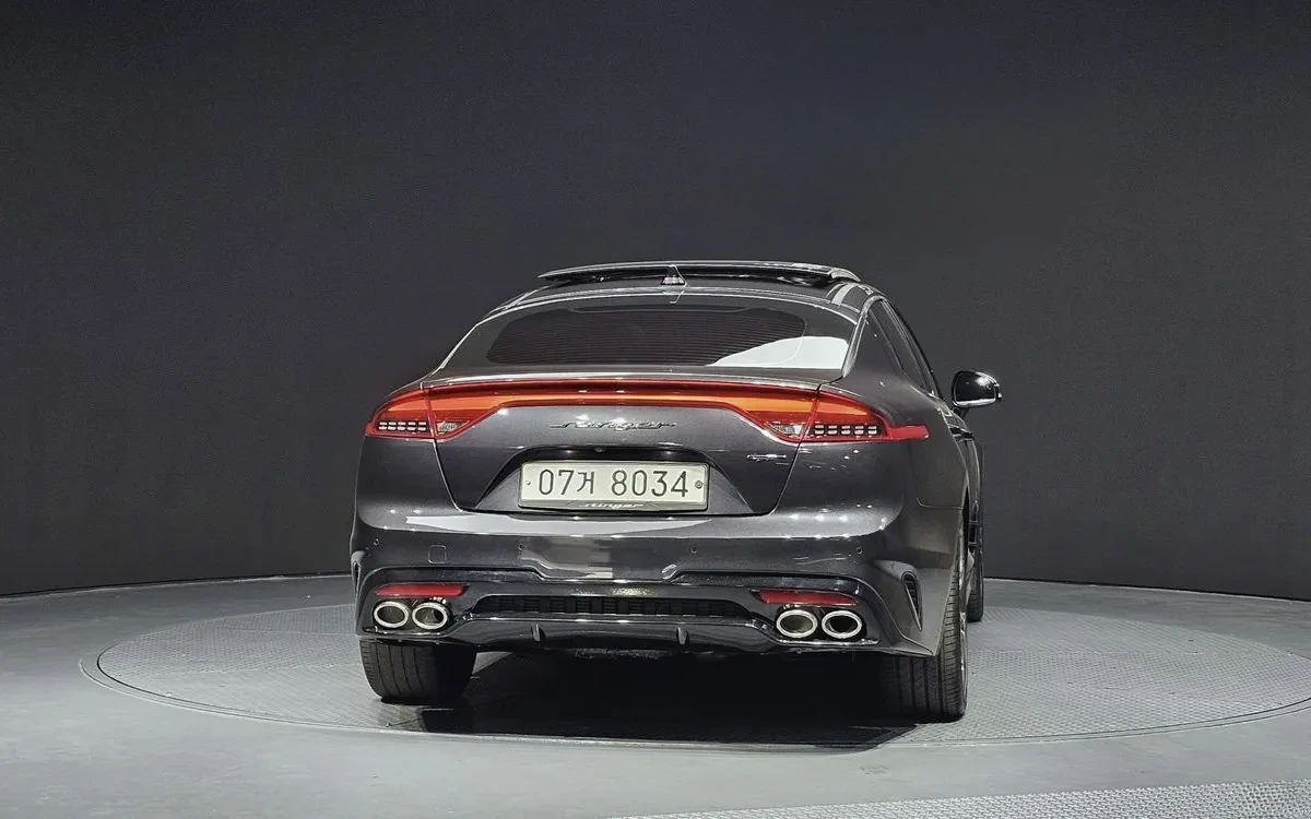 Kia Stinger 3.3T Cam360* Disi, panorama, Обдухване, HeadUp, снимка 6 - Автомобили и джипове - 54954176