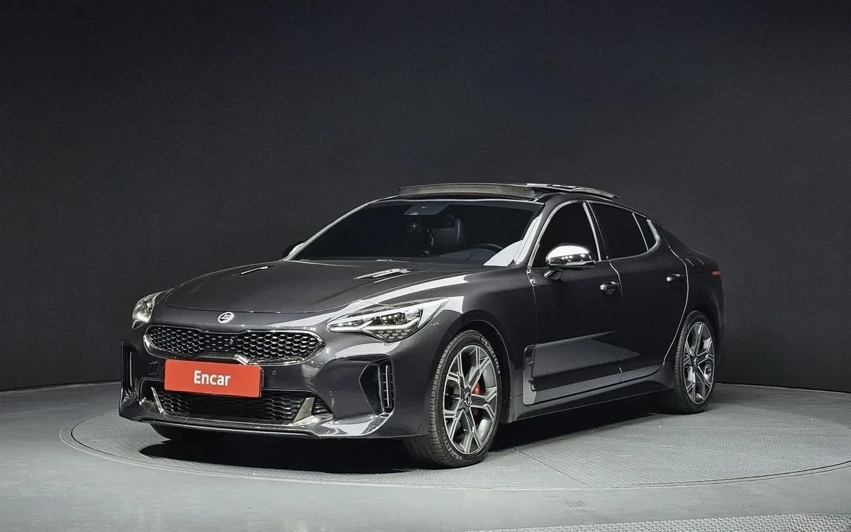 Kia Stinger 3.3T Cam360* Disi, panorama, Обдухване, HeadUp