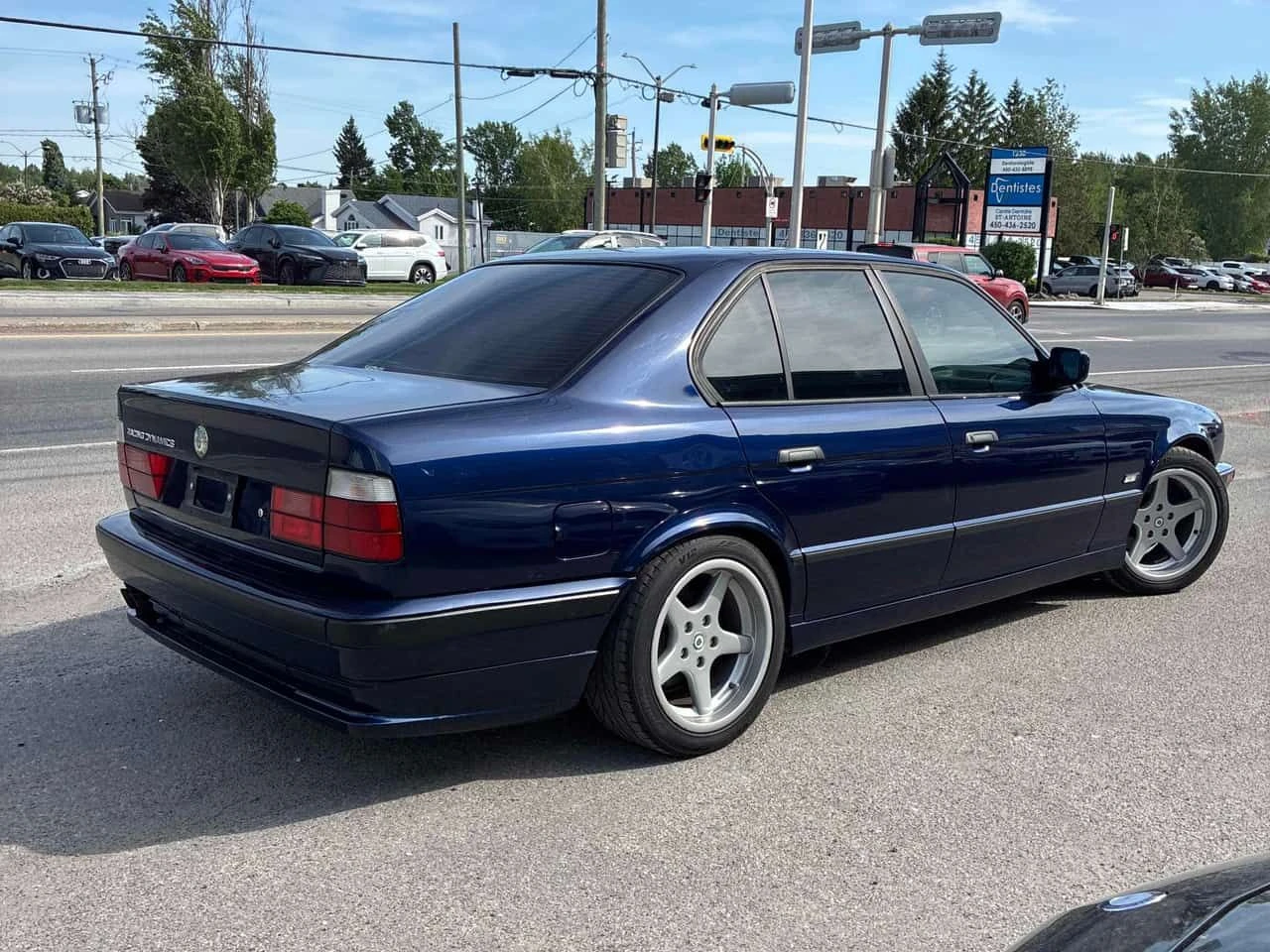 BMW 535 ЗАДНО ПРЕДАВАНЕ* FULL M PACK* ЛИЦЕНЗИРАН ПРОДАВАЧ*, снимка 4 - Автомобили и джипове - 54969641