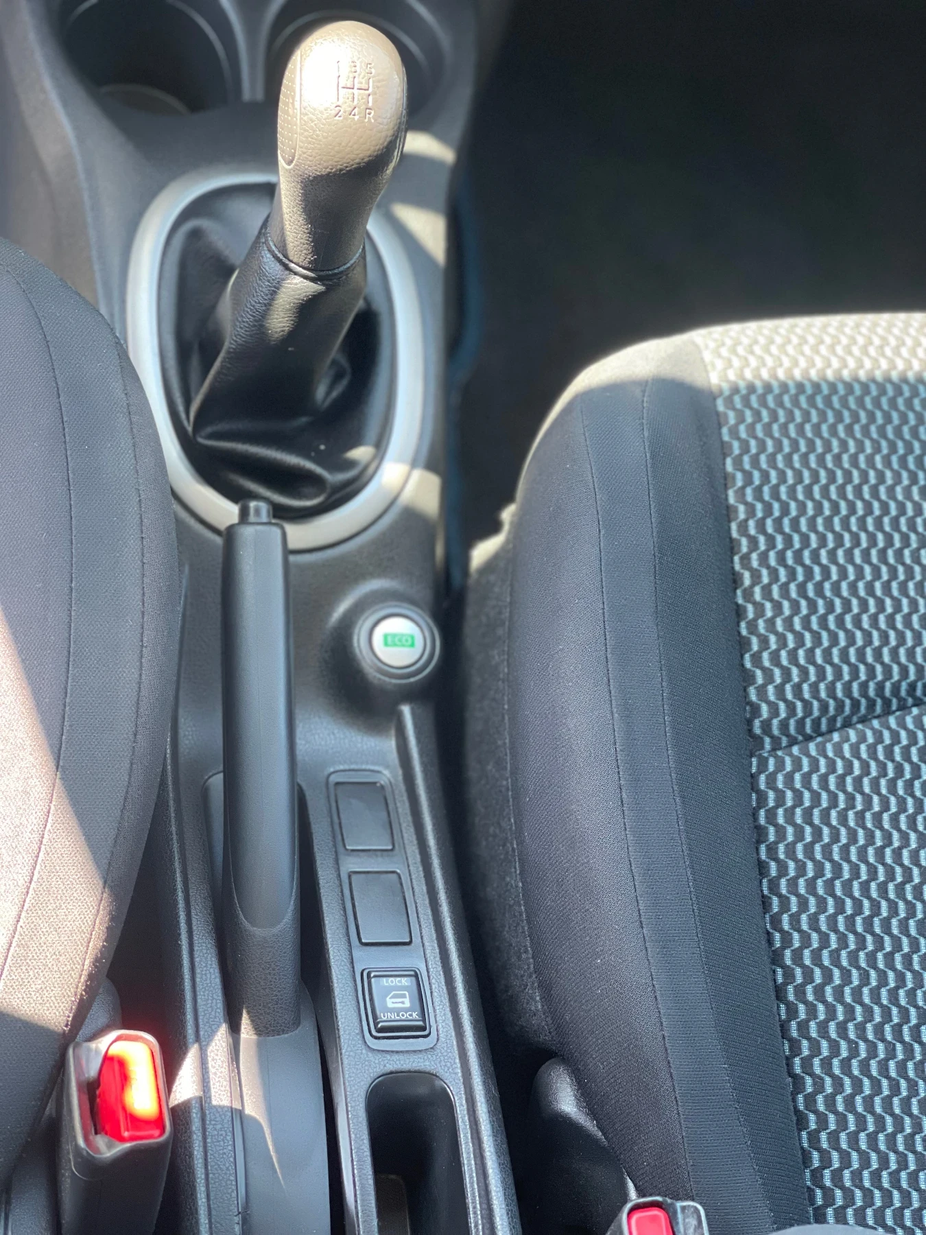 Nissan Note Внесен от Германия. Валиден T?V до 04.2028 г., снимка 11 - Автомобили и джипове - 55506127