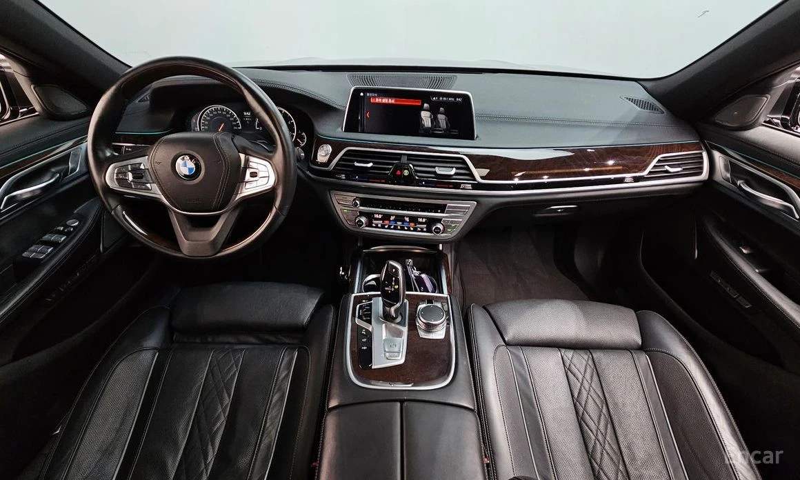 BMW 730, снимка 7 - Автомобили и джипове - 55510199