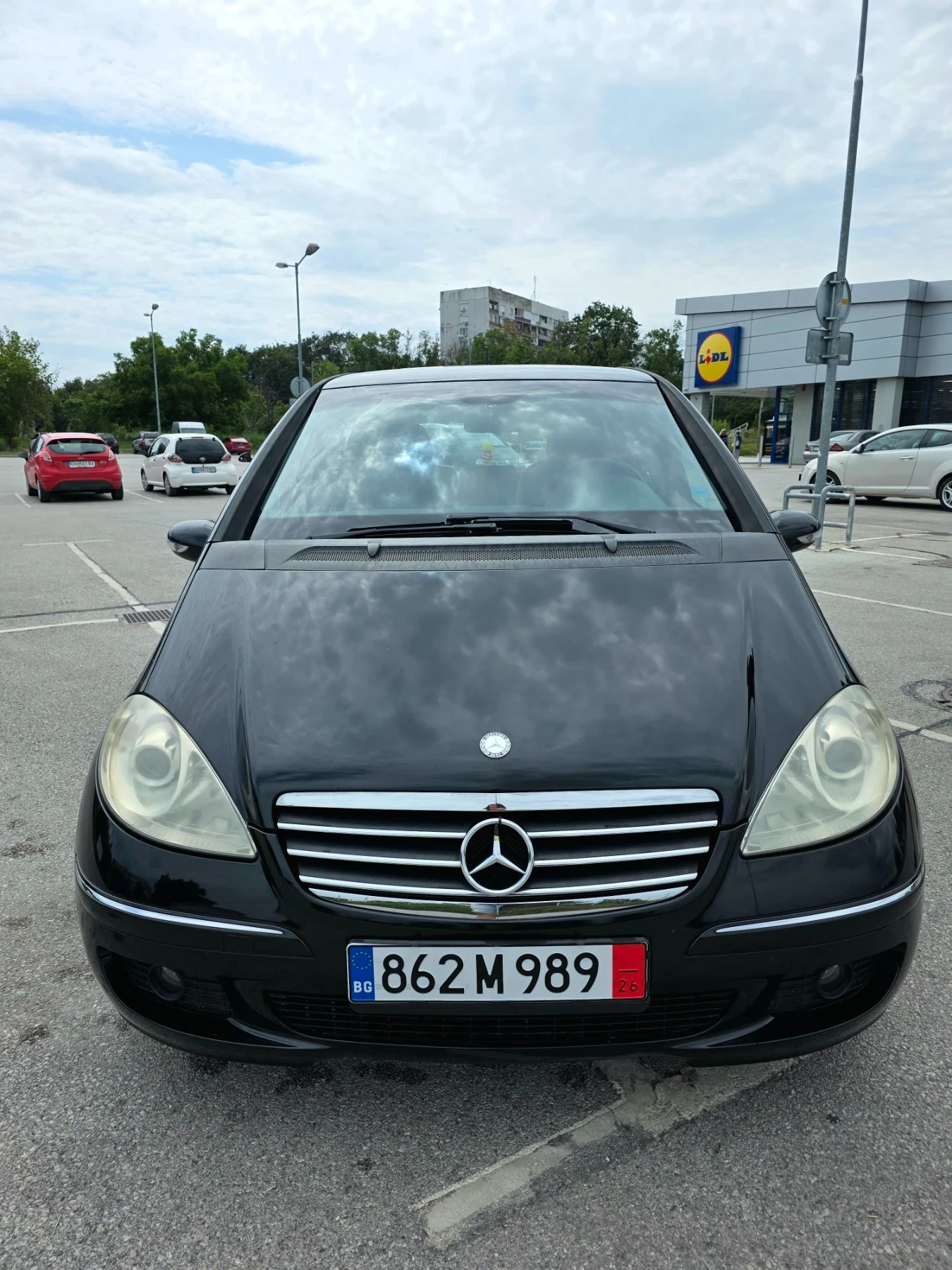 Mercedes-Benz A 180