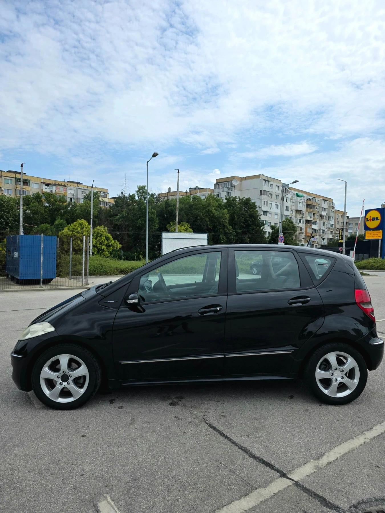 Mercedes-Benz A 180, снимка 4 - Автомобили и джипове - 55620109