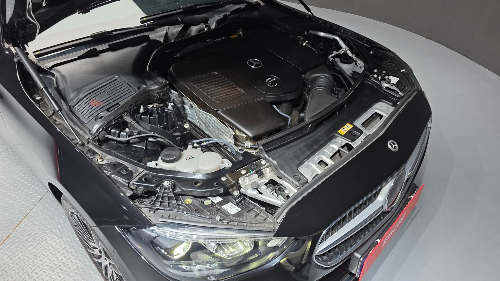 Mercedes-Benz C 200 Avantgarde, снимка 6 - Автомобили и джипове - 55885569