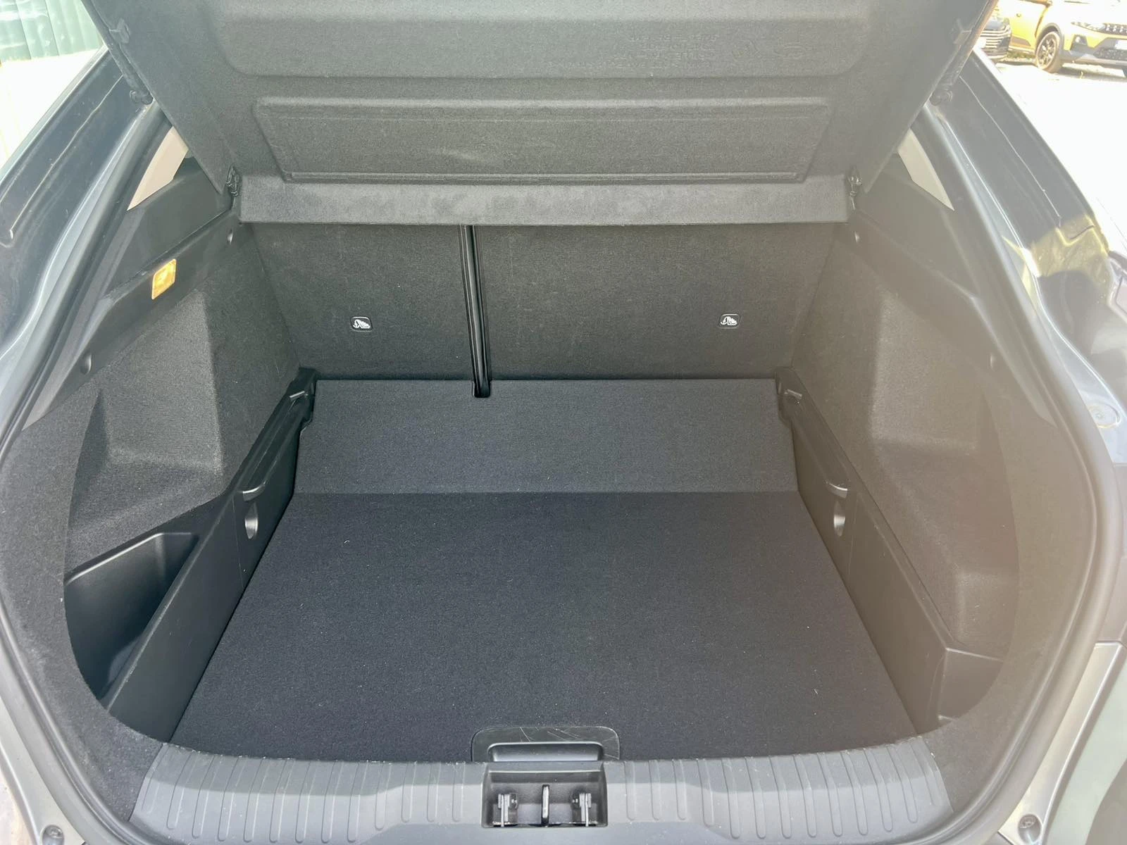 Renault Arkana Business Edition / 1.3 TCe / 140 к.с. / EDC, снимка 17 - Автомобили и джипове - 55925622