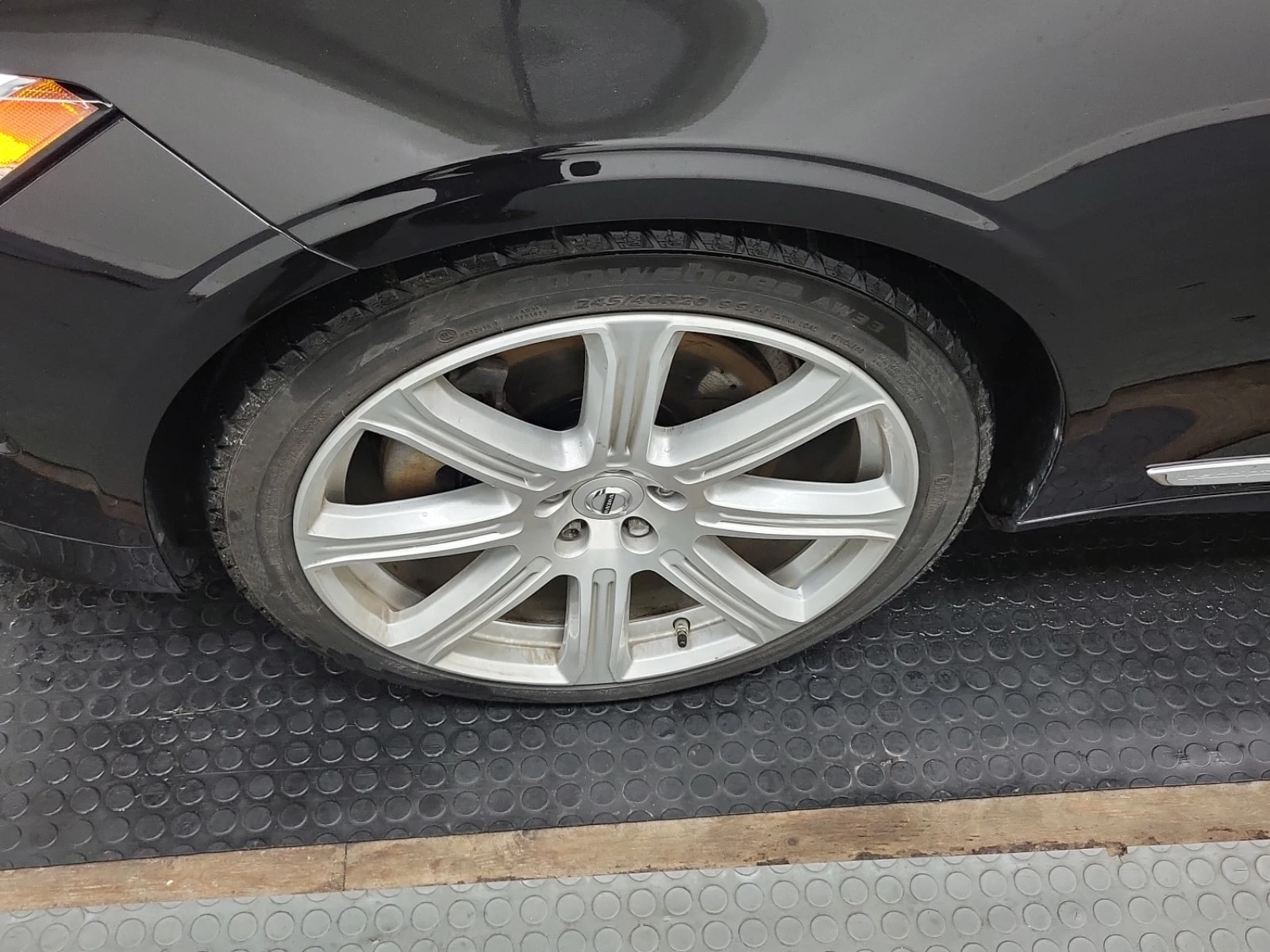 Volvo S90  INSCRIPTION / HUD / B&O / DIS / 360 / MEMORY, снимка 8 - Автомобили и джипове - 56073341