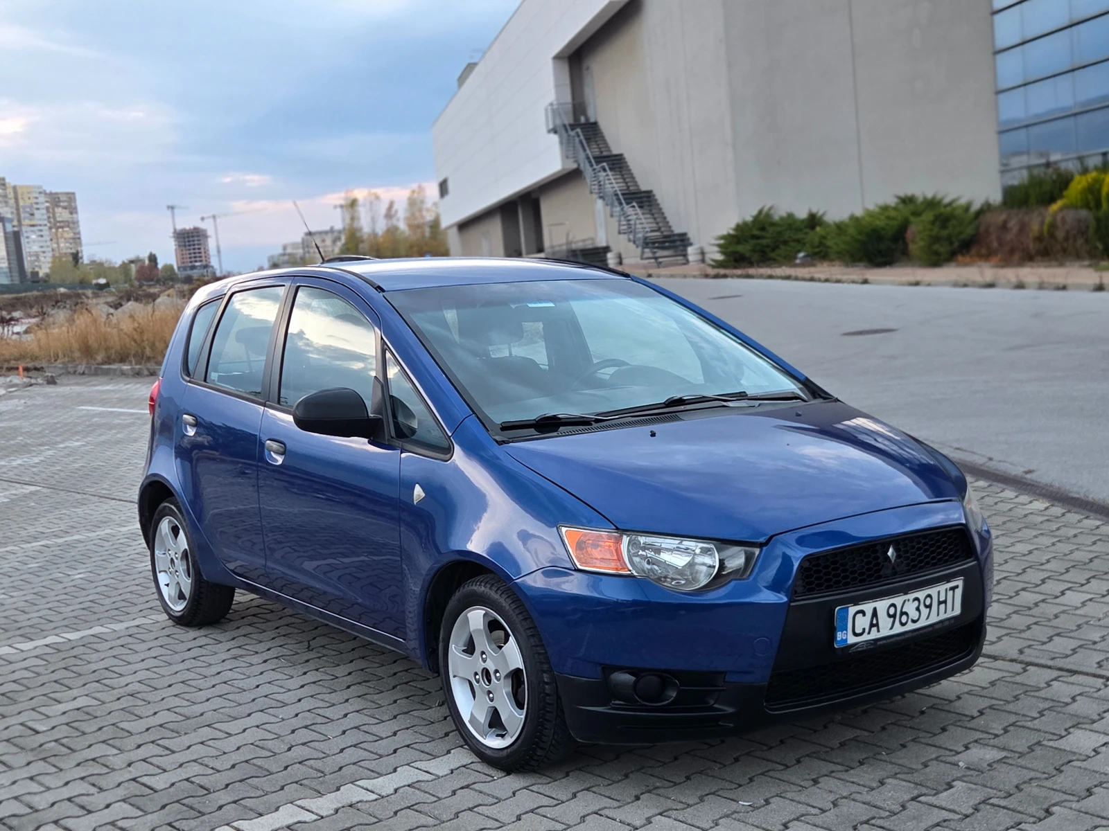 Mitsubishi Colt 1.2i FACELIFT ������� �������� � ���������� | Mobile.bg � ����������� 3