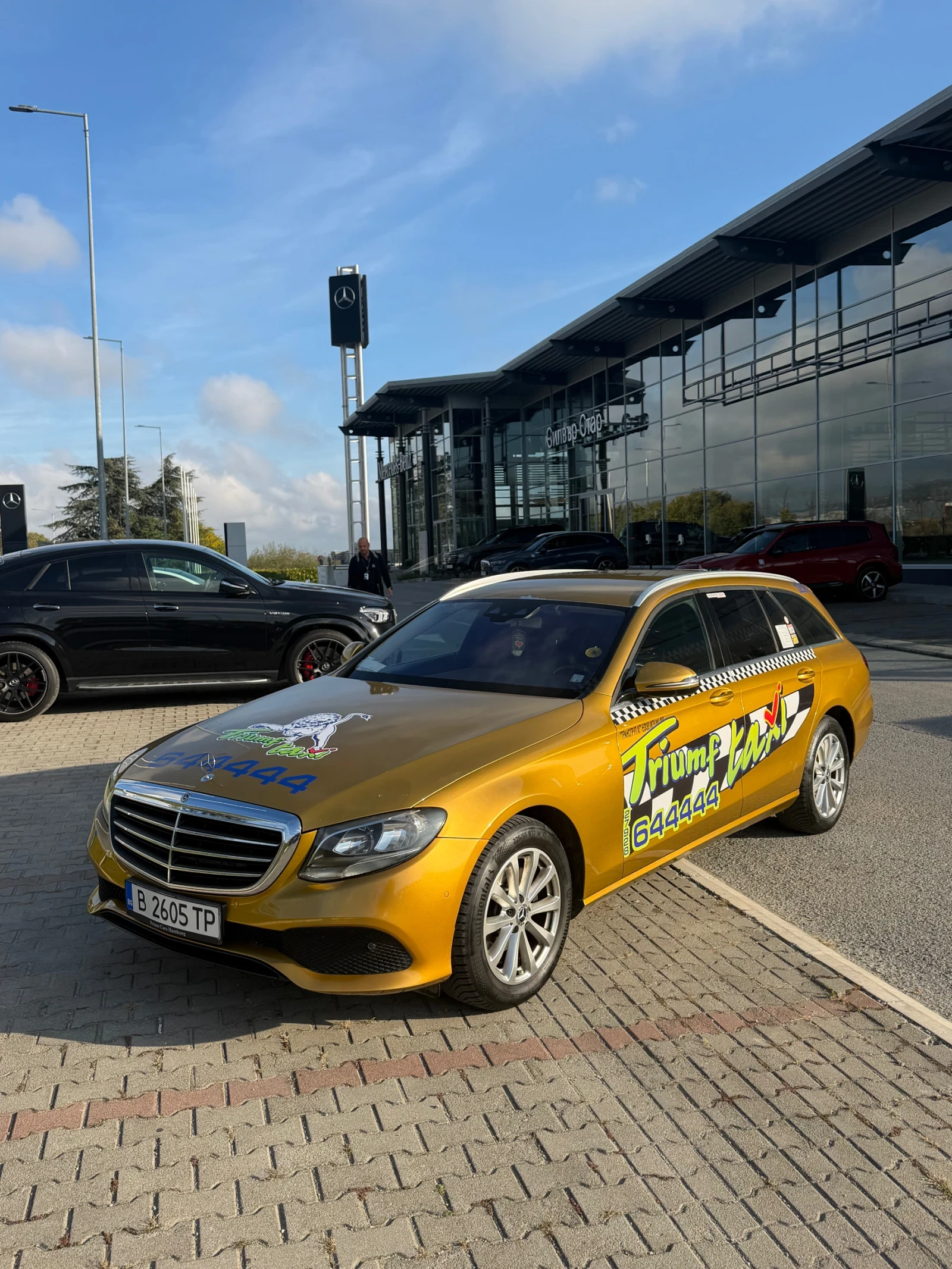 Mercedes-Benz E 220 E220, снимка 2 - Автомобили и джипове - 56630286
