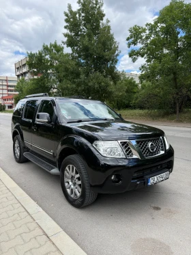 Nissan Pathfinder 7 местен, снимка 3