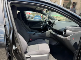 Toyota C-HR  1.8 Hybrid Keyless  Гаранция, снимка 13