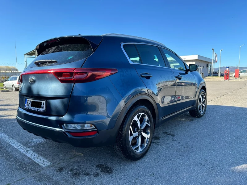 Kia Sportage 1.6, снимка 4 - Автомобили и джипове - 52395860