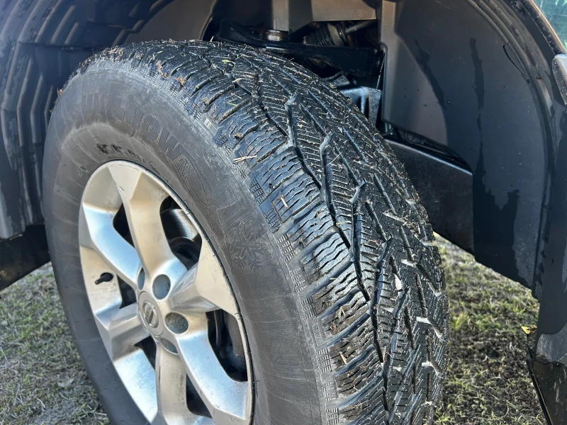 Nissan Navara, снимка 10 - Автомобили и джипове - 53134564