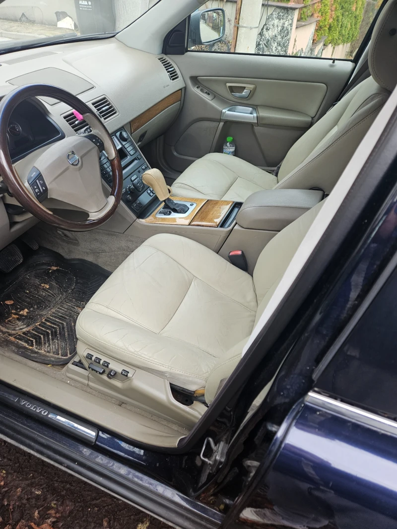 Volvo Xc90, снимка 7 - Автомобили и джипове - 53150122
