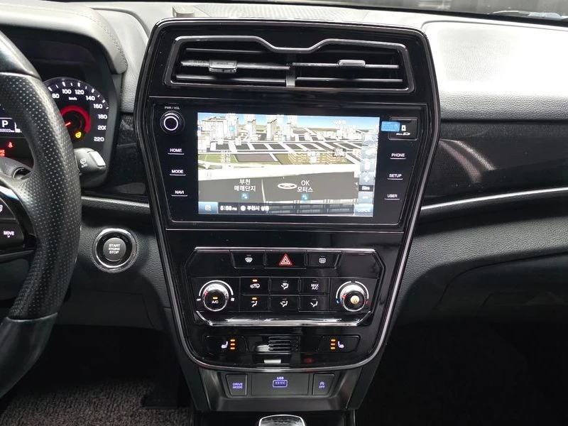SsangYong Tivoli 1.6 Automatic, снимка 14 - Автомобили и джипове - 55749408
